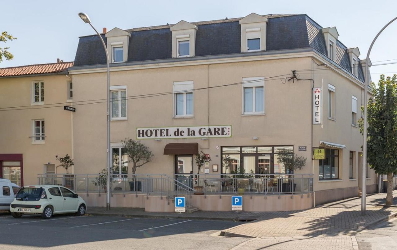 Hotel De La Gare Thouars Exteriér fotografie